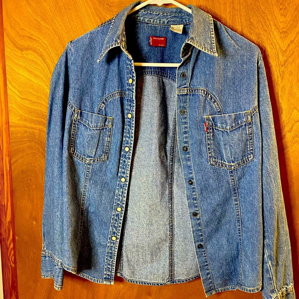 Levi’s Button Down Jean Shirt